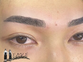 イーグル 三宮 元町店(EAGLE)の写真/顔の印象を左右する眉は、プロにお任せ！【美眉スタイリング】で、垢抜け美人に☆メンズのお客様も大歓迎♪