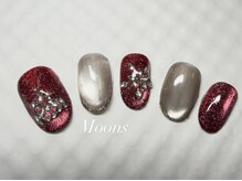 ムーンズ(Moon's)/