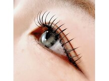 リネット(Rinett)の雰囲気（フラットラッシュ束仕上げ）