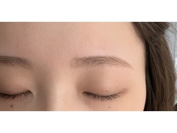 ダフネ(DAFNE)の写真/目元の可愛いは眉毛で変わる！自分に似合うスタイルを見つけて、毎日をもっと愛らしく♪