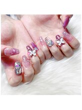 ウィン(Wynn)/韓国ネイル（別途有料パーツ