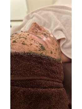 プリュムアイ フェイシャルホーム(prume eye.facial home)/ハーブピーリングで細胞ケア