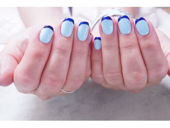 プチリリィ(Petit Lily)/爽やかなブルーフレンチ