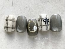 seasonネイル　\9000