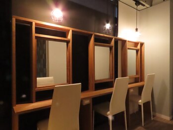 うたたね/待合席