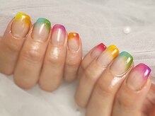 ララン(Laran)/レインボーマルチカラーネイル