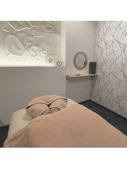 リーフ(Leaf)/完全個室の癒し空間♪