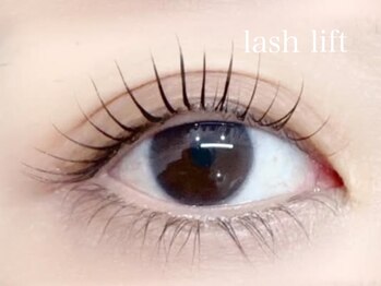 プラス サード(Plus 3rd)/まつ毛パーマ