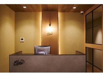 ヘッドスパ空 大阪梅田店/受付