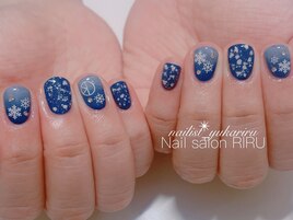 雪の結晶ネイル
