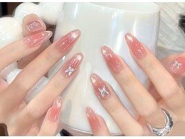 可愛いチークマグネットネイル