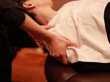 イザナイ(IZANAI)/10.腕のマッサージ