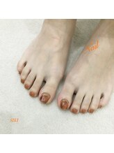 シキ(SIKI)/べっ甲フットネイル