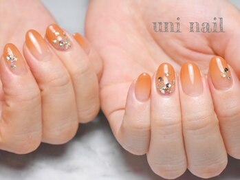 ユニネイル(uninail)/キラキラストーンネイル