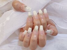デコール 心斎橋(DECOR)/白グラデビジューネイル