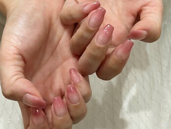 アンドネイル(+ and Nail)/カラーグラデーション/シンプル