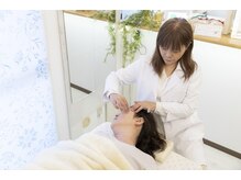 小顔矯正 イザト整体院(IZATO)/ステップ6　頭蓋骨矯正