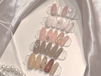ドールネイル(DOLL NAIL)の写真/【シンプルなオフィスネイルもお任せ】お仕事上デザインの制限がある方も楽しんで頂けるデザインをご提案♪