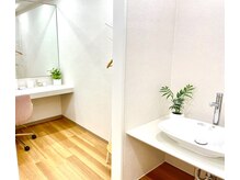 ファスト 大阪吹田岸辺店(fast)の雰囲気（洗面台、パウダールーム完備◎お出かけ前にもどうぞ）
