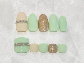 ハンドフットおそろデザイン