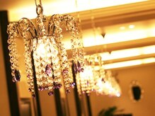 ヴィラ ド プレセア(Villa de presea)/スワロフスキーのシャンデリア