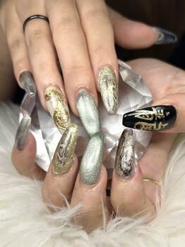 ルナール(Renard)/お正月 無制限おまかせネイル