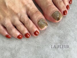 foot親指Art ◆ La Fleur