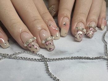 アトリエ ボノ(BONO)/ヒョウ柄フレンチ