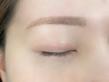 シエル(Ciel)の写真/筋肉×黄金比率×なりたいイメ-ジに合わせたデザインをご提案★メイクアドバイス付き！抜け感のある眉へ★