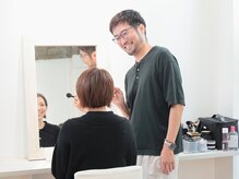 アール メイクアップ スクール(R makeup school)の雰囲気（1度プロのメイクを受けると、客観的に見直せ可能性に気付けます）