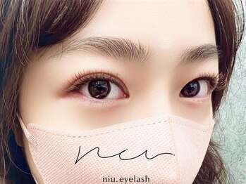 ニウ(niu.)/FLATLASH
