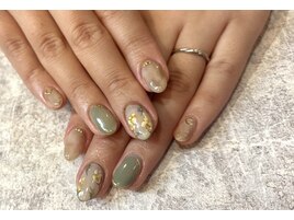 お花　ミモザネイル