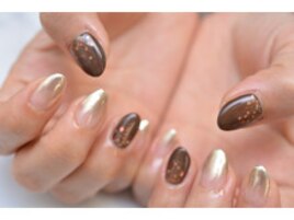 ミラー×透明感ネイル8800円