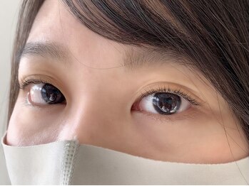 ヴィヴァーチェ アイアイ(Vivace i Eye)/パリジェンヌラッシュリフト