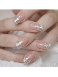 ラメグラデーションネイル
