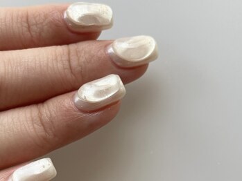 リルム(Relum)/ぷっくりニュアンスネイル!