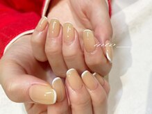ネイルサロン イントゥ(into_)/白　スキニーフレンチ　シンプル