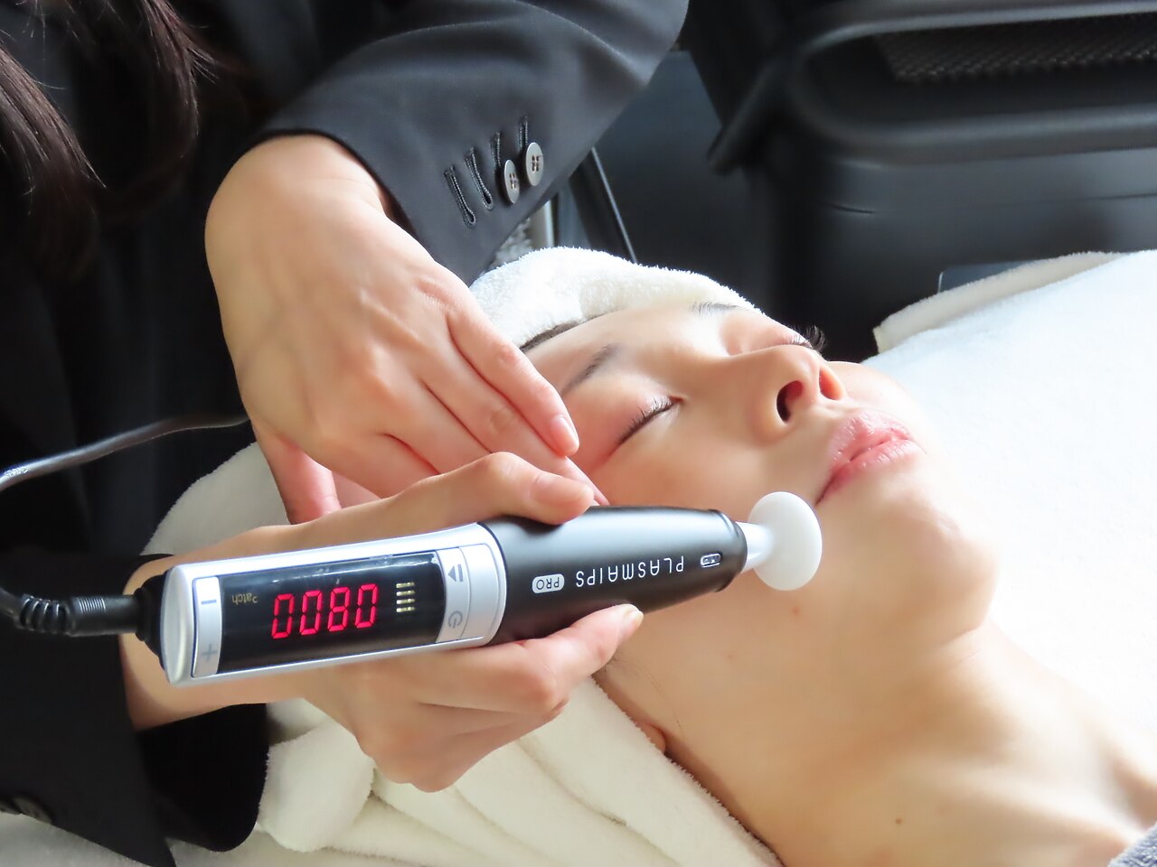 STOP V フェイシャル再生・若返り 美容機器 トライポーラ「STOP V」を2週間使ってレビュー！poseやstopとの違い