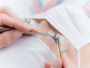 サロン リーサ(Salon Riisa)/まつエク施術風景