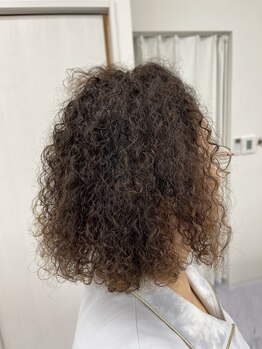 ロア(Roa)/レディースパーマ