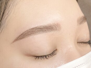 アイズ ラッシュブロウ(EYE'S lash_brows)