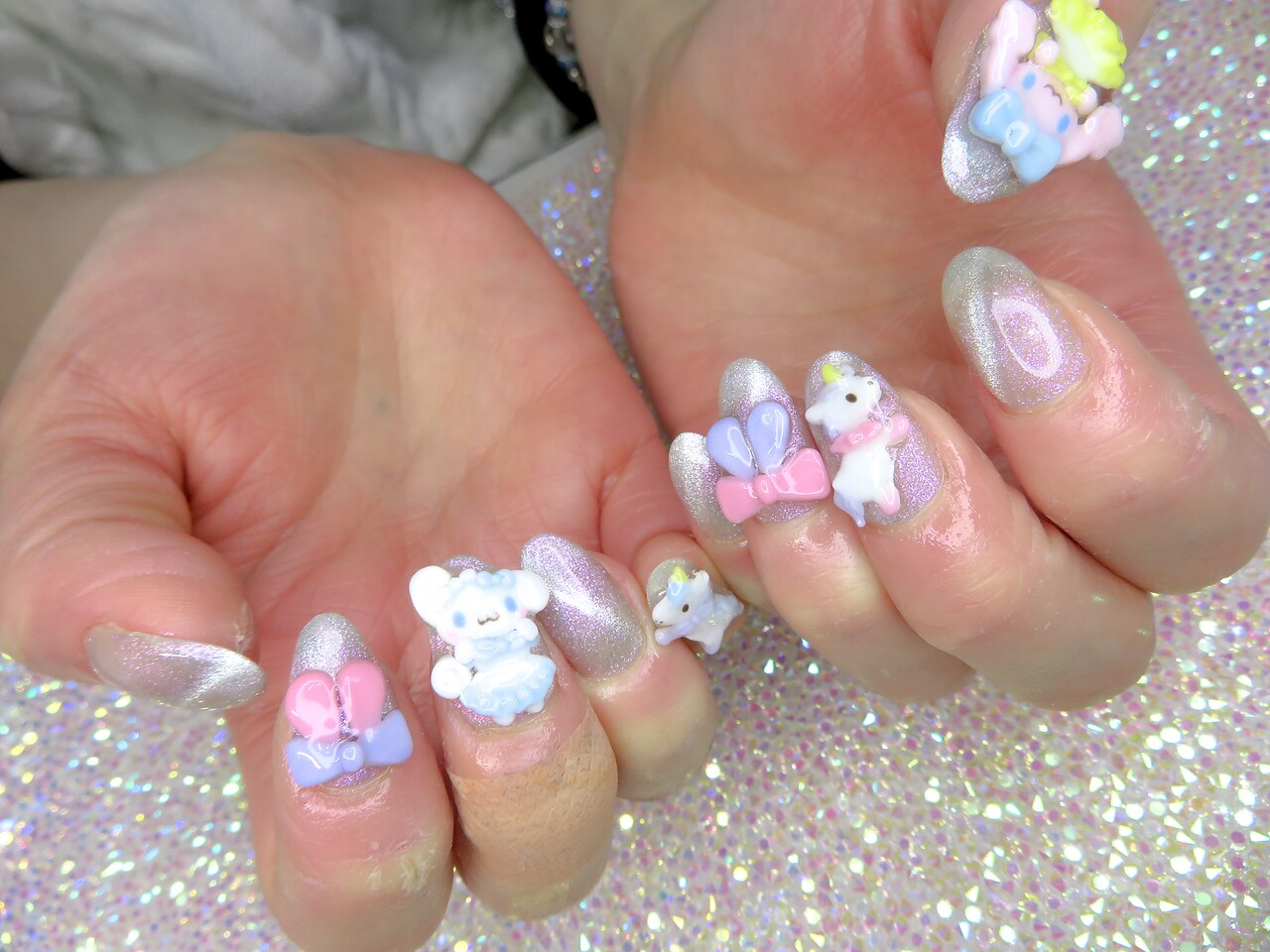 2026年冬トレンド】オーロラのネイルデザイン集｜人気順｜76ページ目