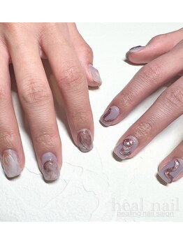ヒールネイル(heal nail)/ニュアンスネイル