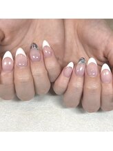 ネイルクイーン(Nail Queen)/フレンチネイル¥6600