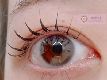 ジュエルボンド(Jewel Bond)の写真/【世界大会グランプリ】美容液まつげパーマ<コスメリフト>導入！まつげに栄養補給しながら極上美カールへ