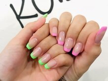 ネイルスミス(Nailsmith)/ピンク×グリーンフレンチ