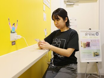 ポート 天王寺店(PORT)/携帯充電も可能