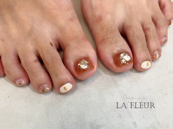 ラ フルール(La Fleur)/foot select design ◆ La Fleur