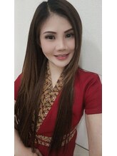 フリージア&nbsp;エミ 