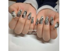 ル クラヴィエ(Le Clavier)の雰囲気（チップ長さだし/持ち込み/やり放題/つけ放題/ストーンカラー豊富）